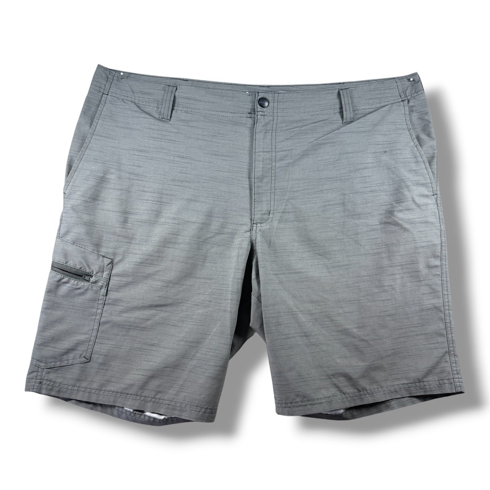 Lee Dungarees Mens Gray Performance Cargo Shorts Size 42 Stretch Quick Dry 9.5in